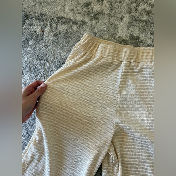 PrettyLittleThing Beige Ribbed Trousers - Picture 7 of 8